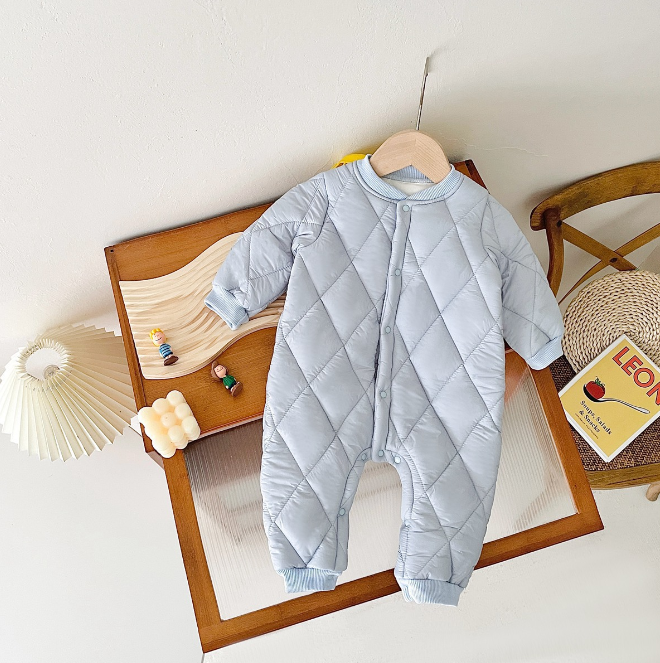 Korean-Style Fleece-Lined Baby Jumpsuit β Warm Winter Romper for Newborns