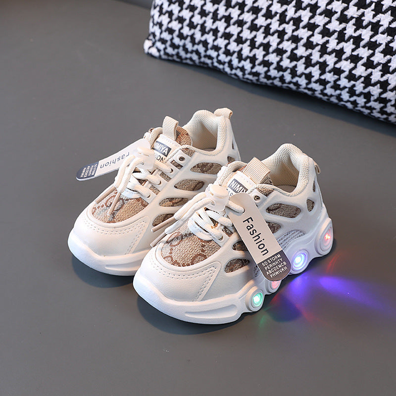 LED Light-Up Sports Shoes for Kids – Soft Sole & Fashionable Design