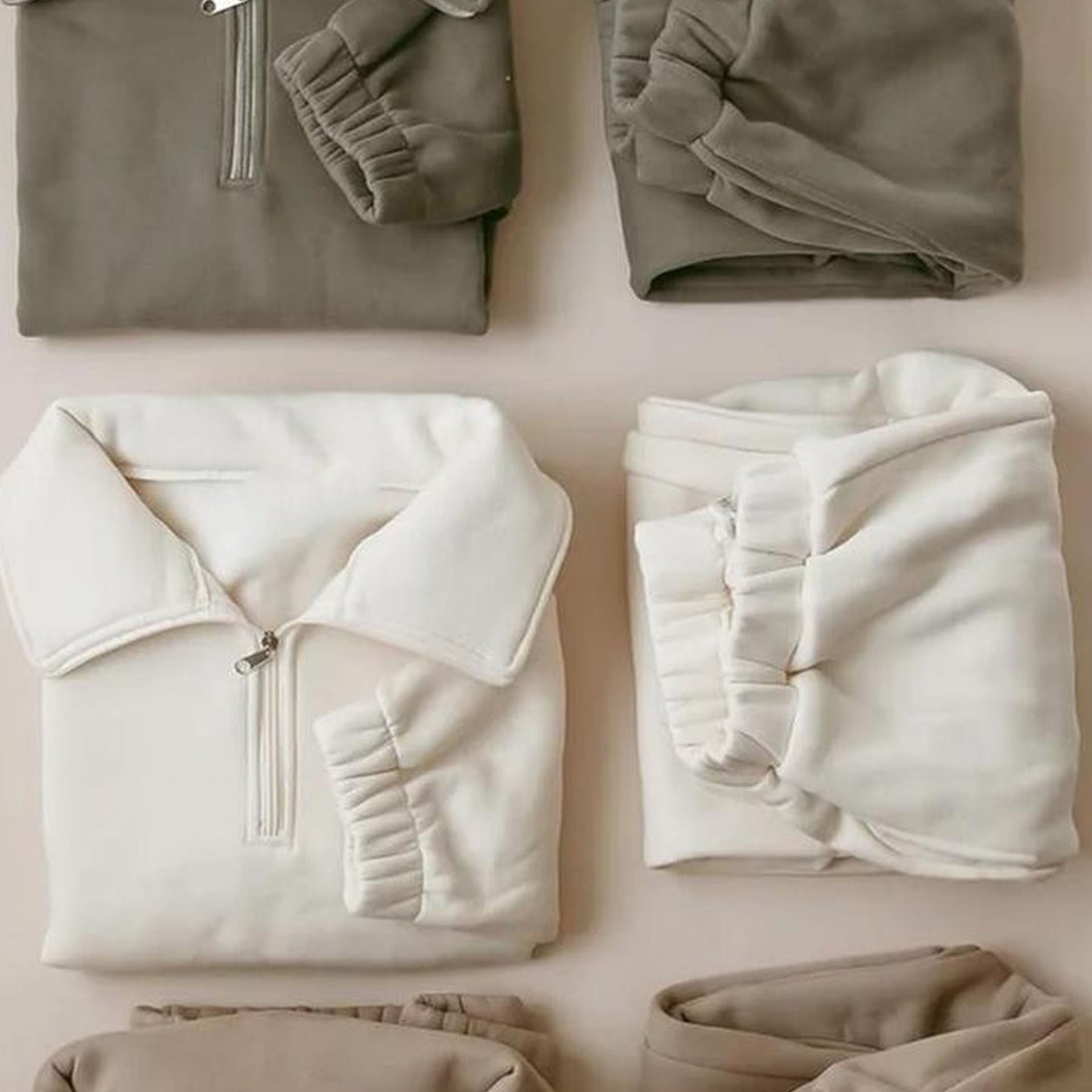 Korean Winter Fleece Set – High-Neck Zip Top & Jogger Pants (Unisex)