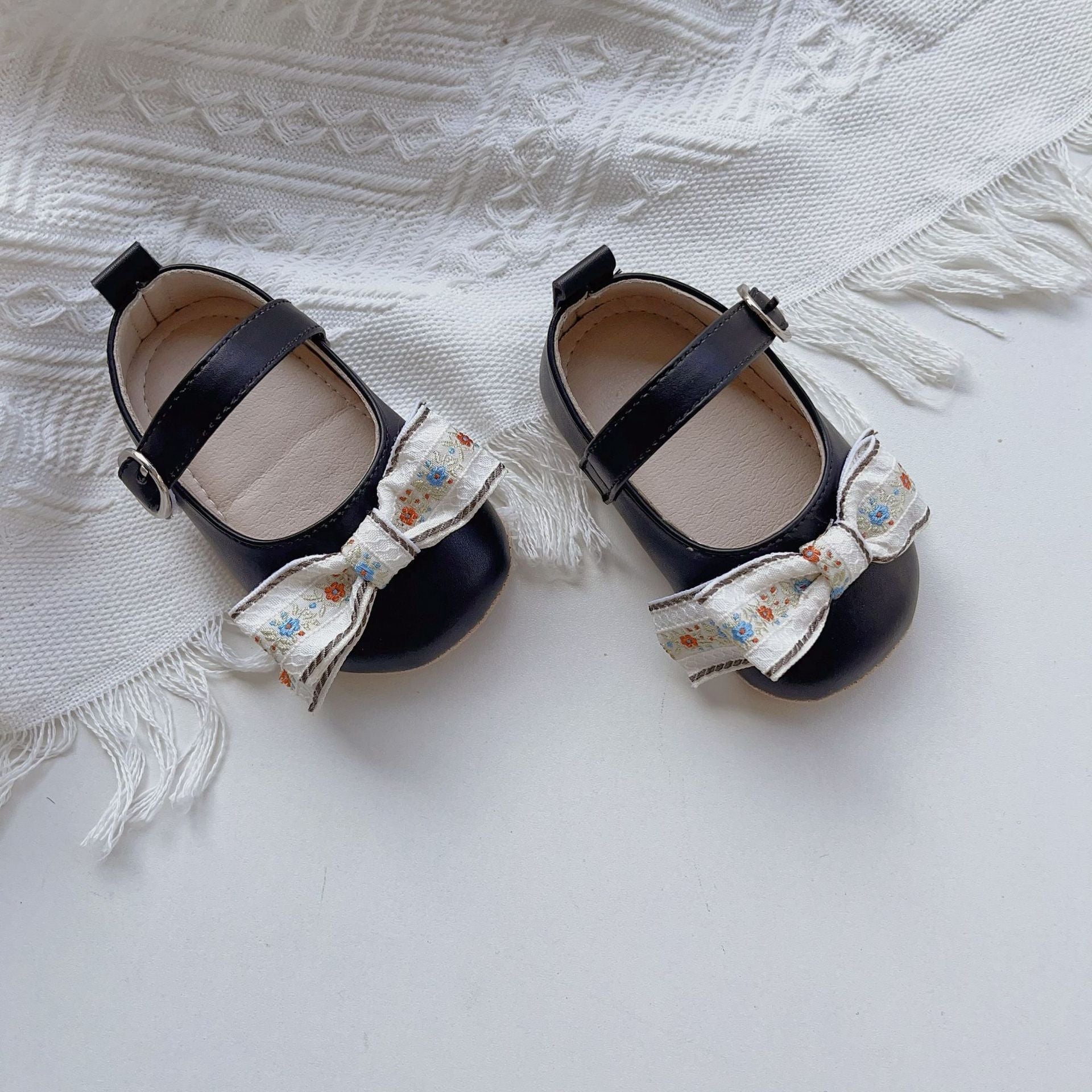 Western Style Woven Flower Shoes for Baby Girls – Soft PU Sole & Princess Design