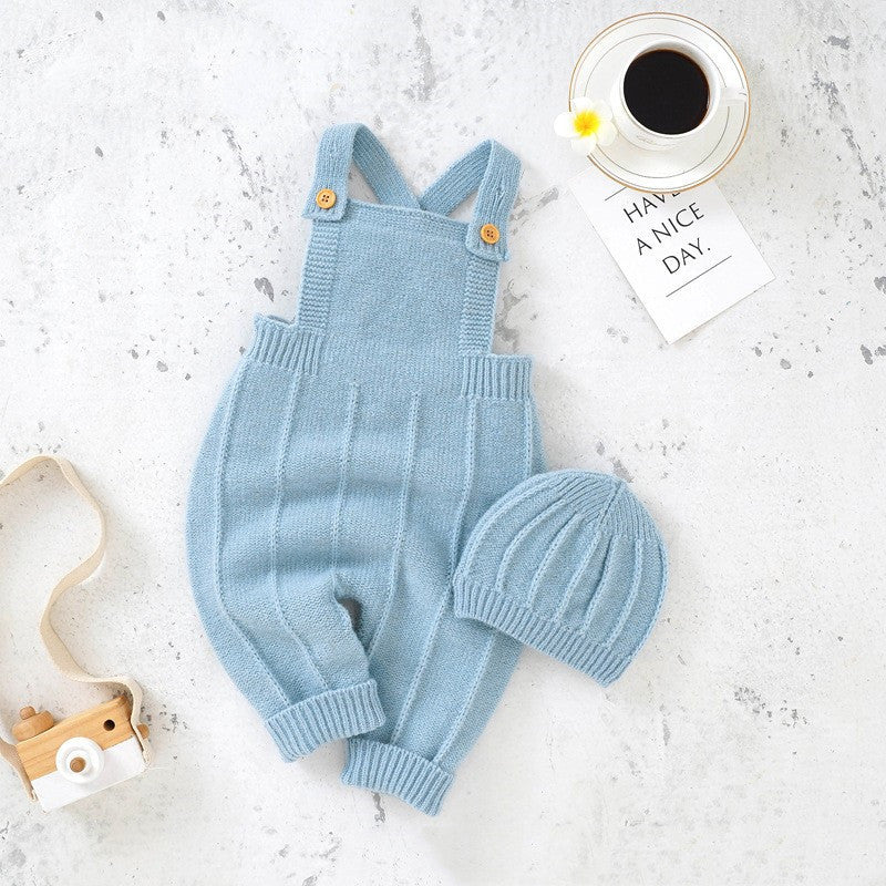Knitted Baby Jumpsuit & Hat Set – Neutral Summer Style