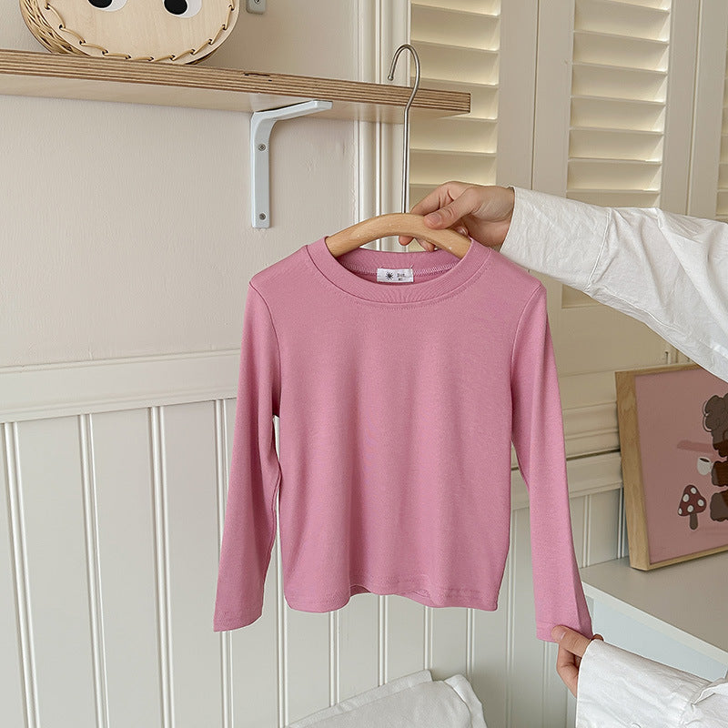 Unisex White Long Sleeve T-Shirt – Loose Fit Cute Bottoming Top for Spring & Autumn