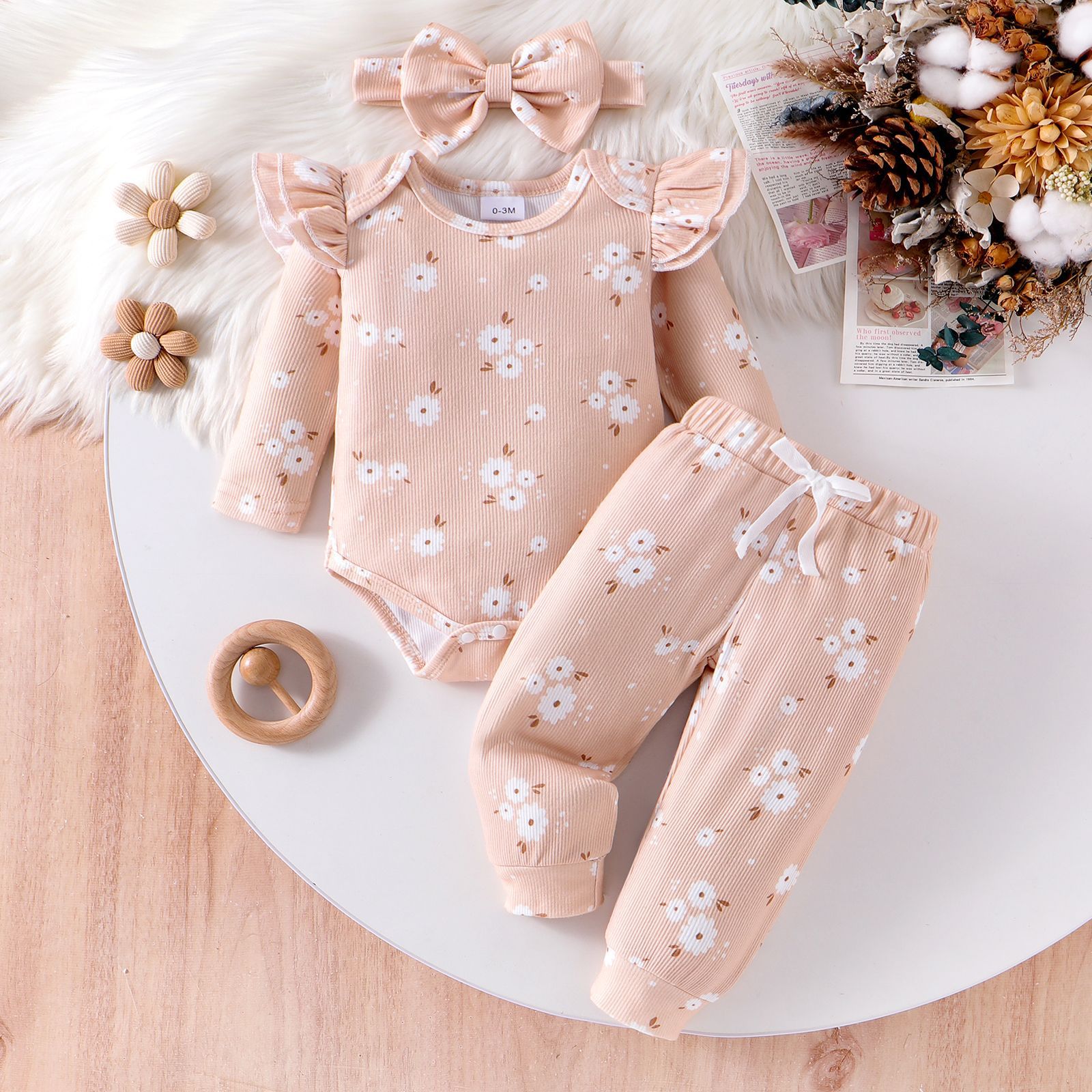 Baby Girl 3-Piece Set – Butterfly Bow Top, Floral Pants & Matching Accessory