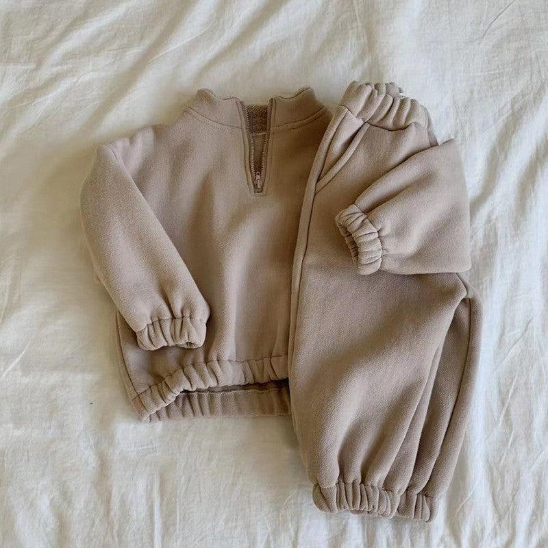 Korean Winter Fleece Set – High-Neck Zip Top & Jogger Pants (Unisex)