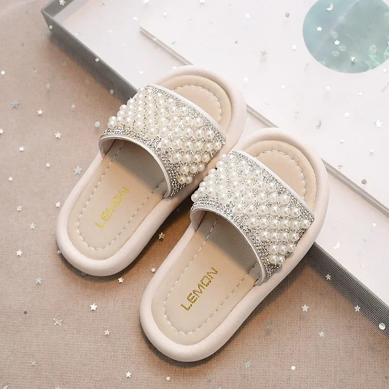Girls’ Pearl Beaded Summer Sandals – Rhinestone Soft Sole Flats | Elegant Flip-Flops for Kids